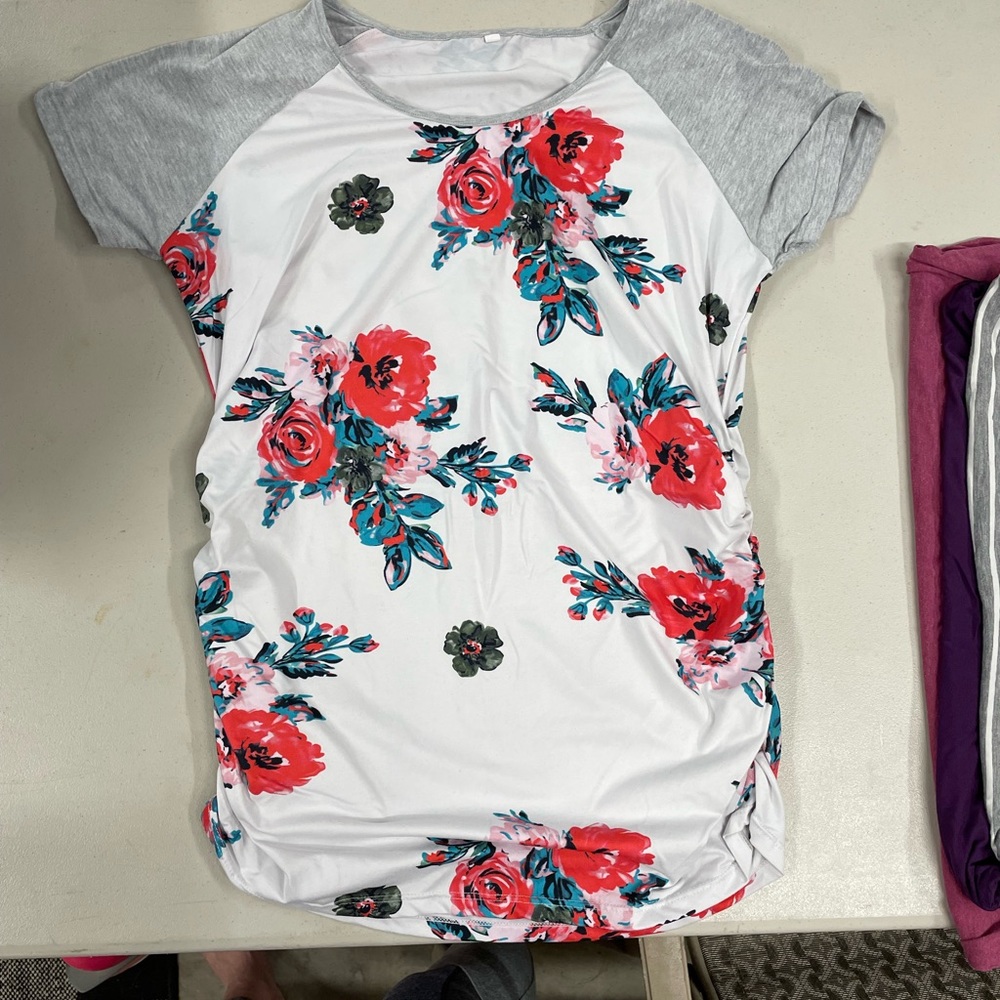 Women’s Floral Maternity Top